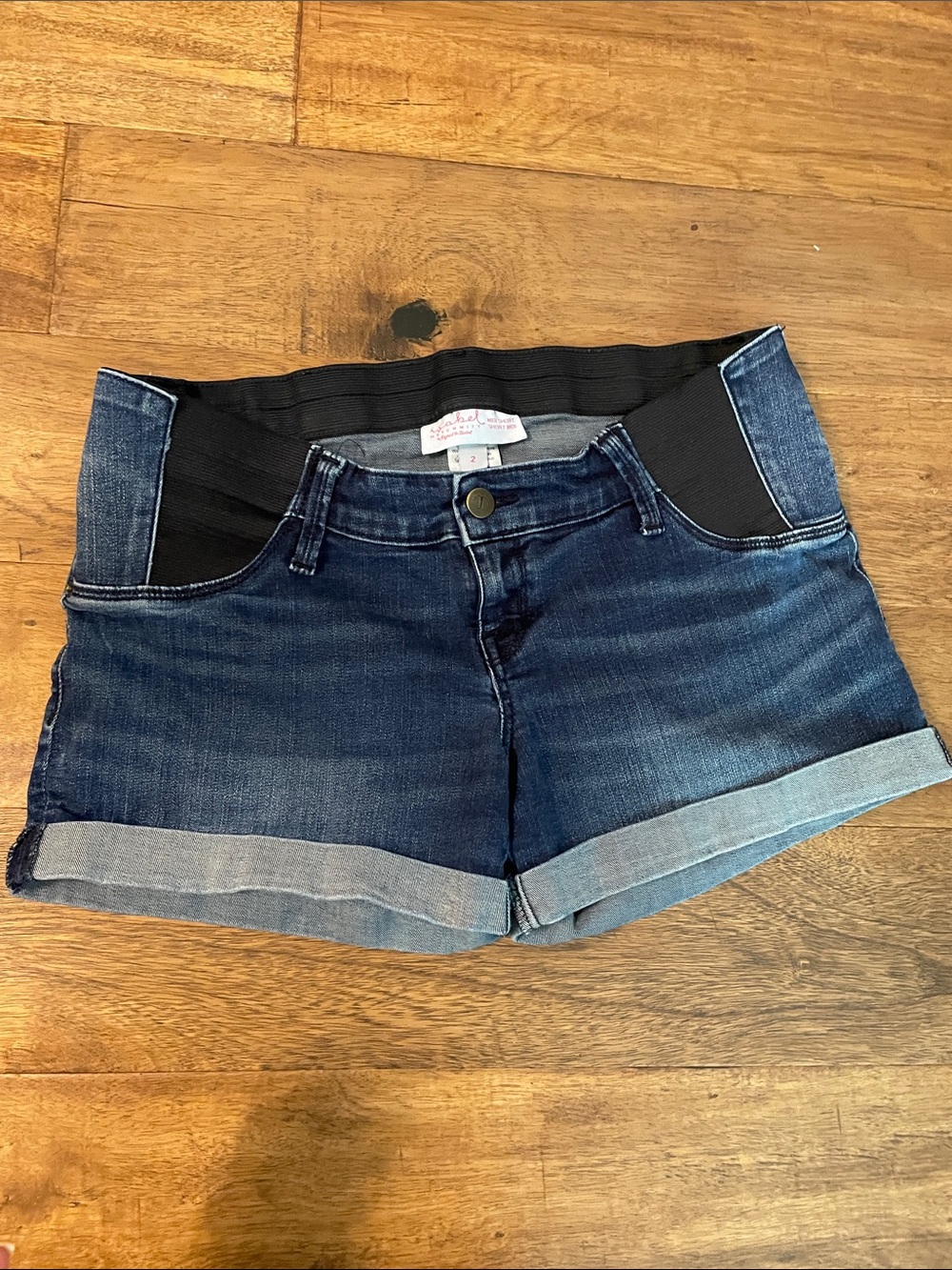 Ingrid & Isabel Maternity Midi Short
